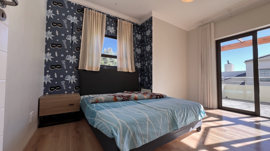 To Let 5 Bedroom Property for Rent in Big Bay Western Cape